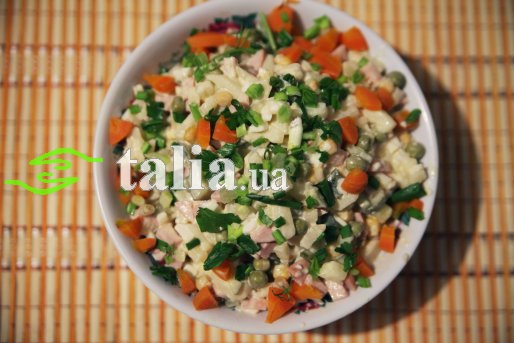 Рецепт. Классический салат оливье с колбасой (СССР)