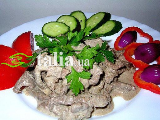 Рецепт. Бефстроганов из свинины в сметанном соусе