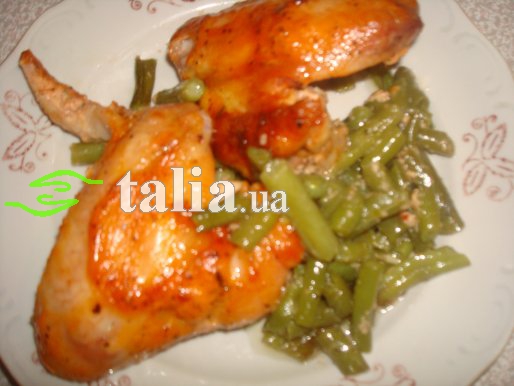 Рецепт. Куриные крылышки под соусом на спарже