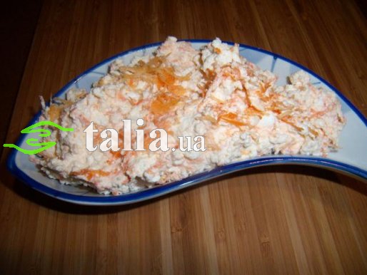 Рецепт. Салат из моркови с творогом