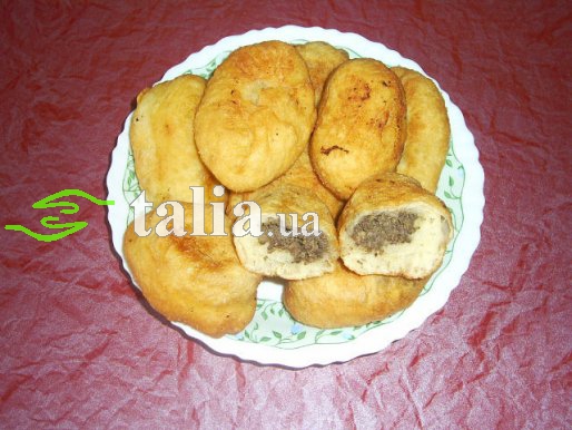 Рецепт. Пирожки с мясом и луком жареные