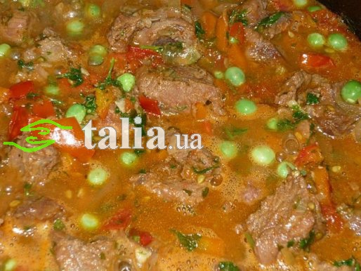 Рецепт. Говядина тушеная с молодым горошком