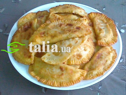 Рецепт. Тесто для чебуреков заварное