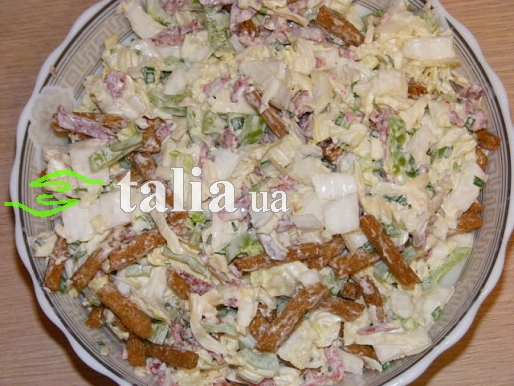 Рецепт. Салат пекинская капуста с салями