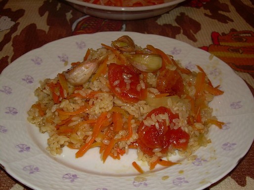 Рецепт. Плов постный с курагой и чесноком