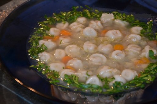 Рецепт. Суп с пельменями из куриного мяса