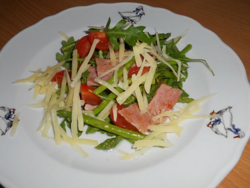 Рецепт. Салат с ветчиной Рецепт. Салат с ветчиной