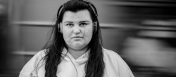 Статья. Реперка Alyona Alyona, передвиборча кампанія Петра Порошенка Статья. Реперка Alyona Alyona, передвиборча кампанія Петра Порошенка